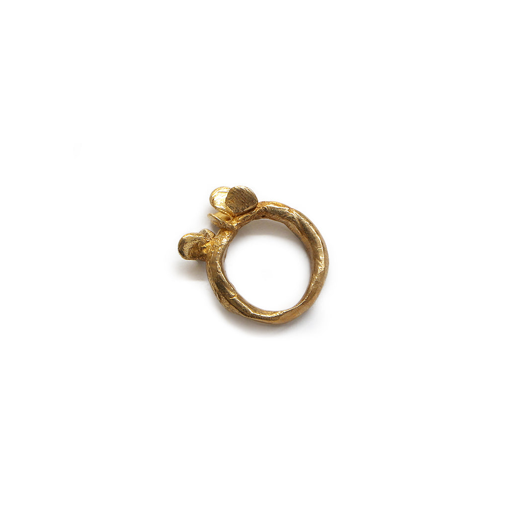 Irregular Collection ring 124