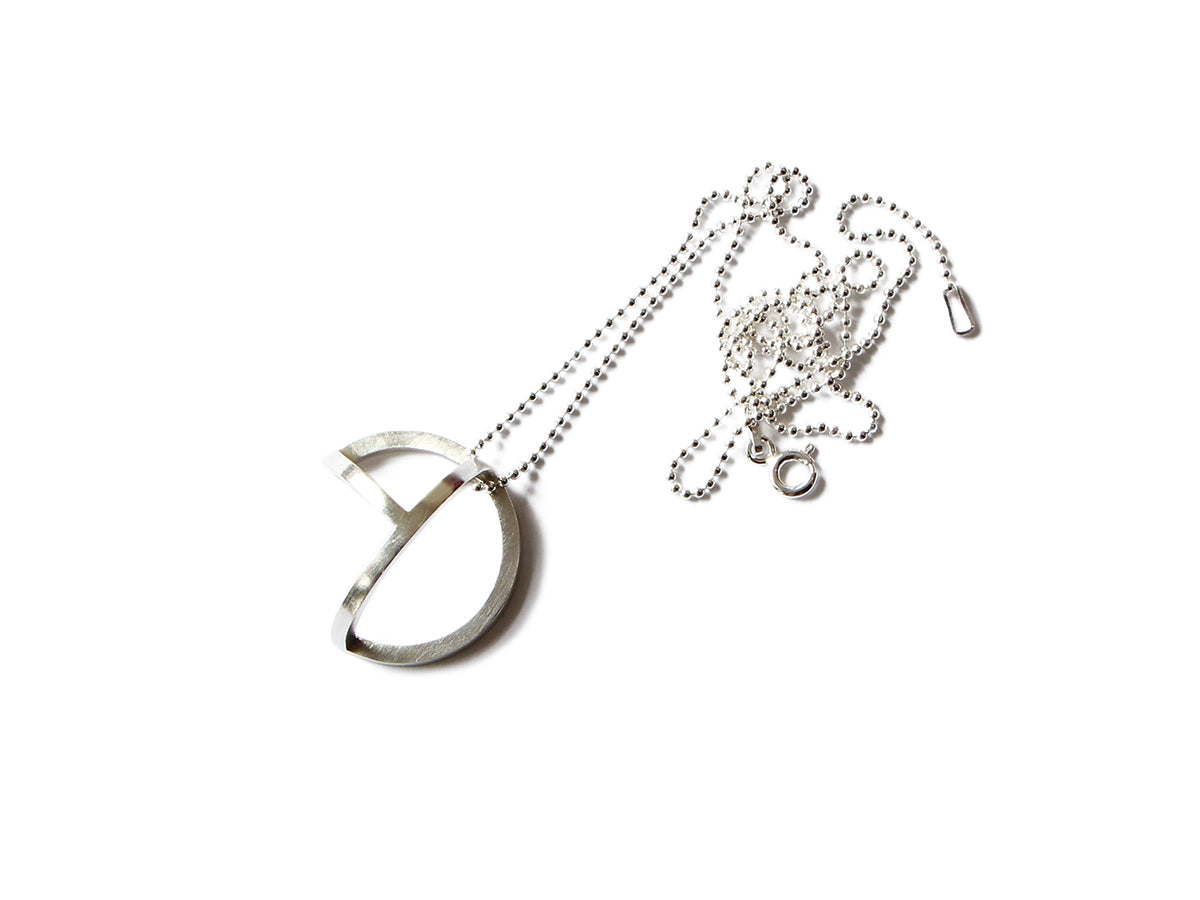 Orpheu Collection necklace 02