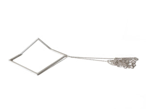 UN-broken Collection necklace 01